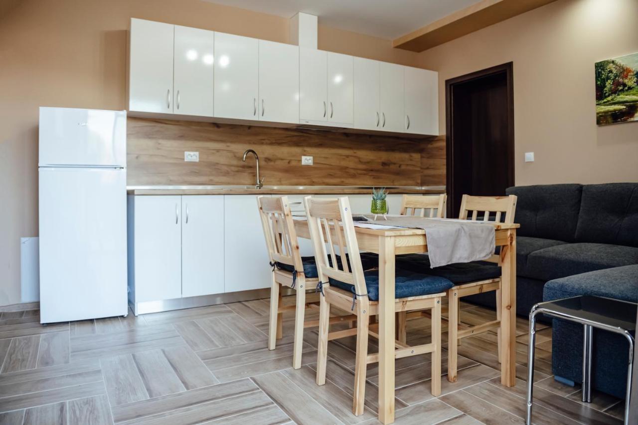Къща За Гости Давиос Sapareva Banya Esterno foto